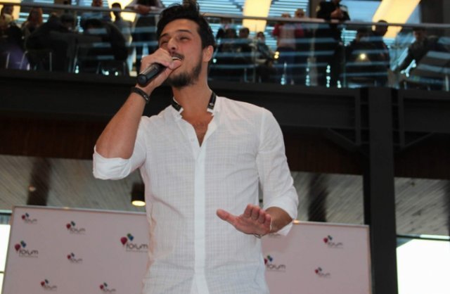 Gökhan Keser'in sahne kazası
