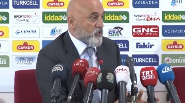 Karaman: Maçtan sonra Deniz, soyunma odasında ağladı!