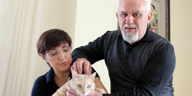 Kedileri için evlerini terk edecekler