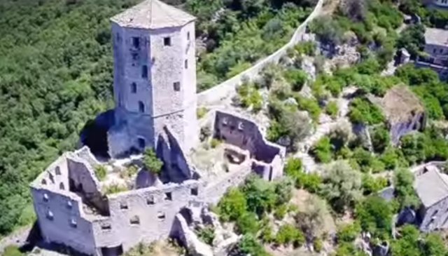 Bosna Hersek'in tarihe ışık tutan şehirleri havadan görüntülendi