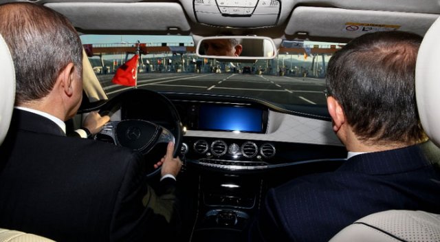 Erdoğan ve Davutoğlu Osman Gazi Köprüsü’nden geçti