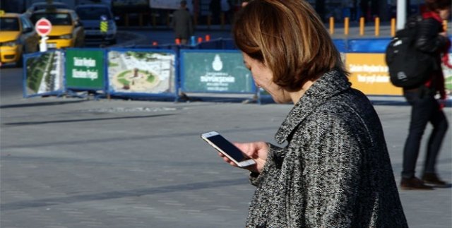 İstanbul'da vatandaşlar 4.5G'yi kullanmaya başladı