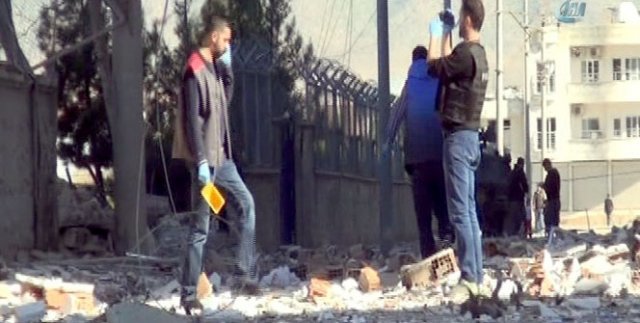 Kızıltepe’deki patlamanın şiddeti gün ağarınca ortaya çıktı