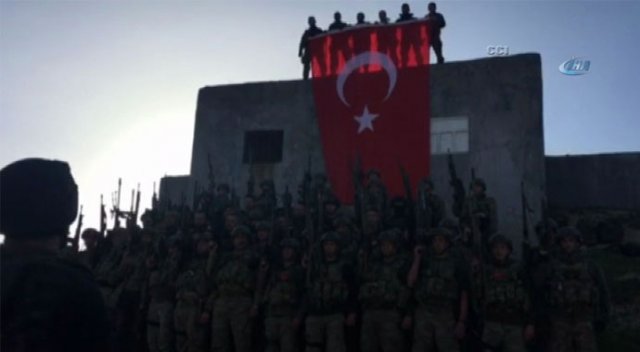 Mehmetçik Yüksekova zaferini tekbir getirerek kutladı