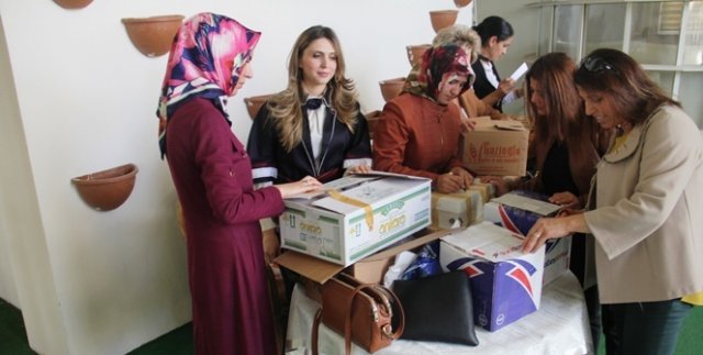Annelerden güvenlik güçlerine sevgi kolisi
