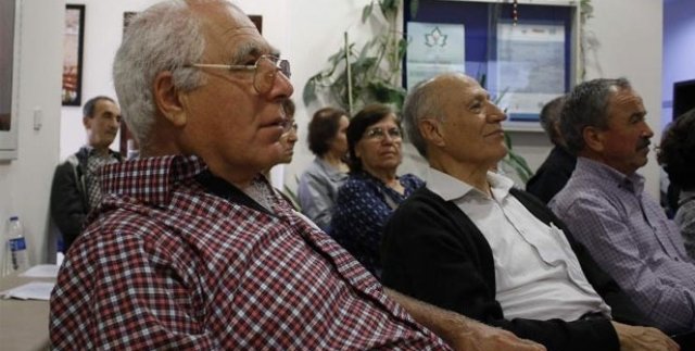 Türkiye'nin en yaşlı üniversite öğrencileri ders başı yaptı
