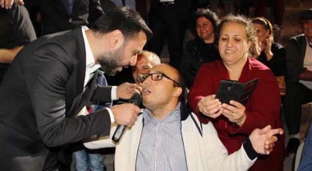 Ünlü isimler engelliler için bir araya geldi