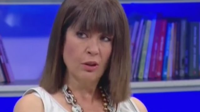 Nurşen Mazıcı'dan tartışılacak cami çıkışı