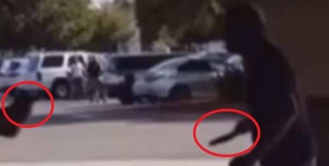 Bıçaklı saldırgan polis tarafından vuruldu