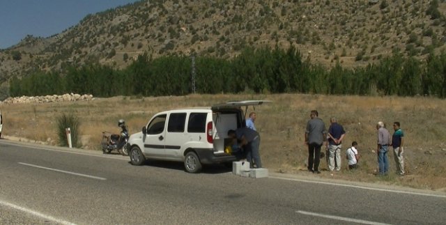 Yol kenarında suikast silahı ve 2 adet şarjör bulundu