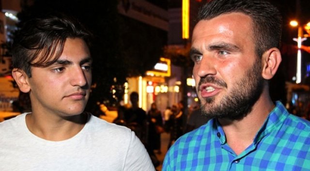 Demokrasi ve Şehitler Mitingi'ne katılmak için 4 saat kulaç attılar