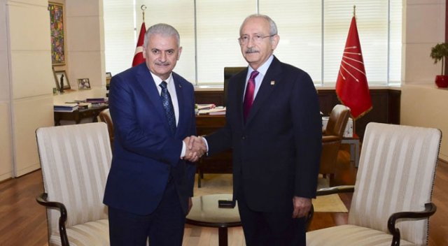 Kılıçdaroğlu, Başbakan Yıldırım'ı kapıda karşıladı