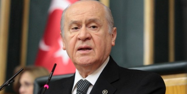 Bahçeli’den başkanlık sistemine yeşil ışık