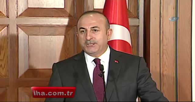 Çavuşoğlu Fransız Bakana ’ifade özgürlüğü’nü hatırlattı