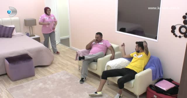Karısından azar işiten yarışmacı bayıldı