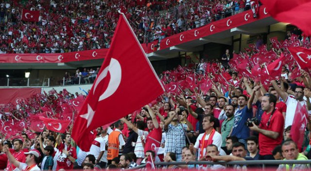 Konya, 'Şehit Ömer Halisdemir' sloganlarıyla inledi