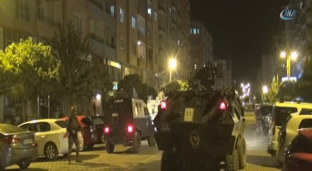 Mardin'de nöbet tutan polislere saldırı: 2 polis yaralı