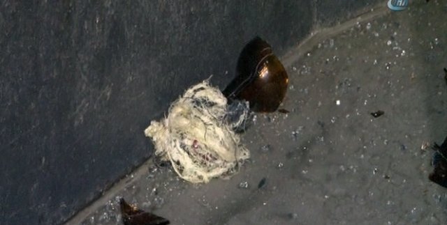 Okmeydanı'nda yolcu otobüsüne molotoflu saldırı