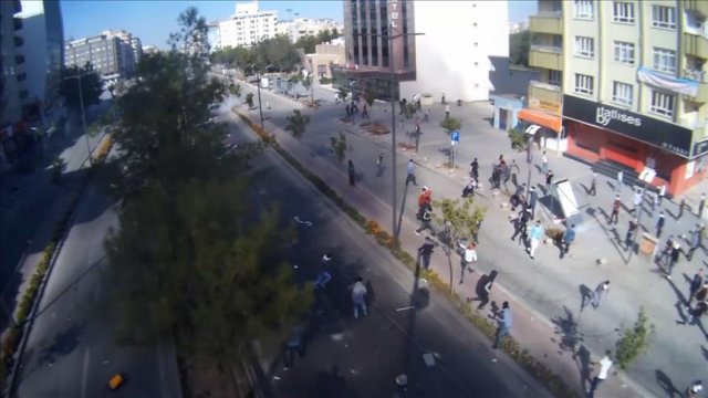 PKK yandaşlarının 6-7 Ekim'deki şiddeti kamerada