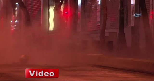 Beyoğlu’nda bomba süsü verilen tüp fünyeyle patlatıldı