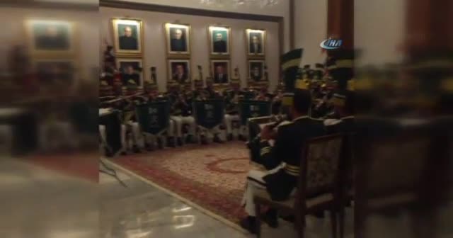 Cumhurbaşkanı Erdoğan’a Pakistan’da sürpriz