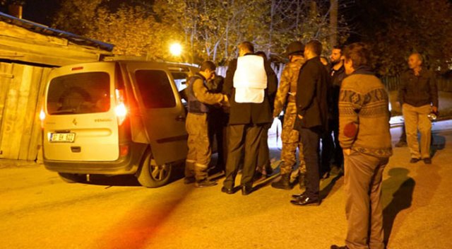 Etrafa rast gele ateş açan Alzheimer hastası, paniğe yol açtı