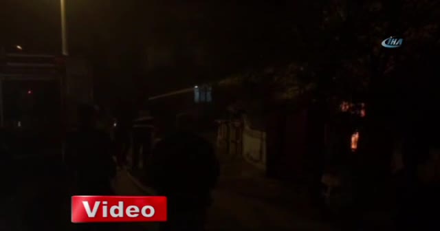Hem evleri hem paraları yandı
