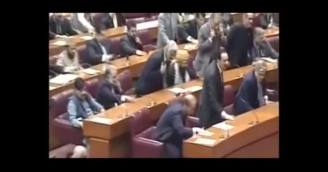 Herkes protesto ediyorlar sandı ama...