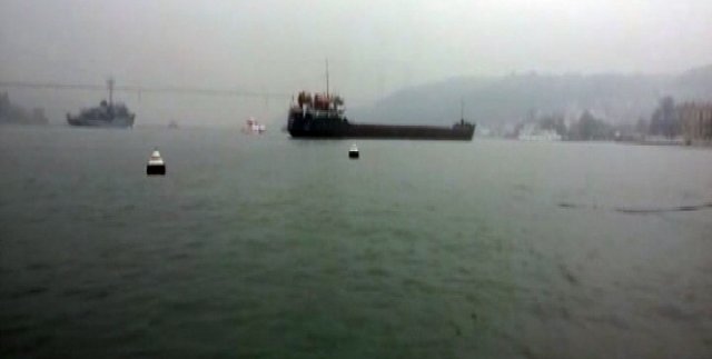 İstanbul Boğazı’nda facianın eşiğinden dönüldü