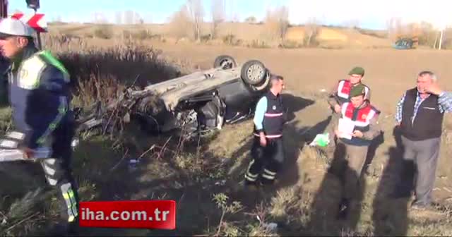 Kamyon ile otomobil çarpıştı: 2 ölü, 2 yaralı