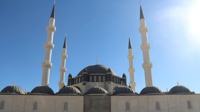 KKTC’de Hala Sultan Camii'nin inşaatı tüm hızıyla devam ediyor
