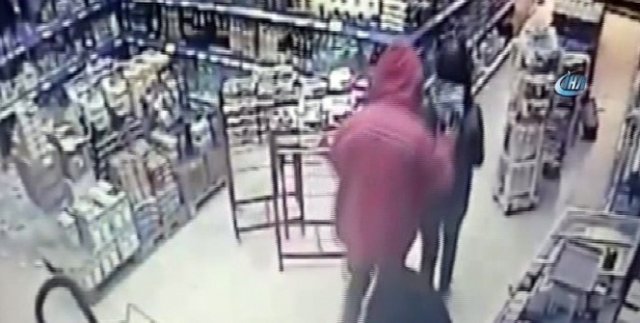Market soyguncuları polisin nefes kesen operasyonuyla yakalandı