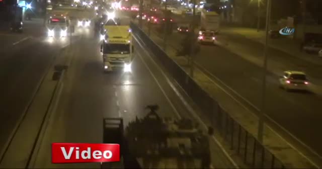 Üçüncü askeri konvoy Silopi’ye sevk edildi