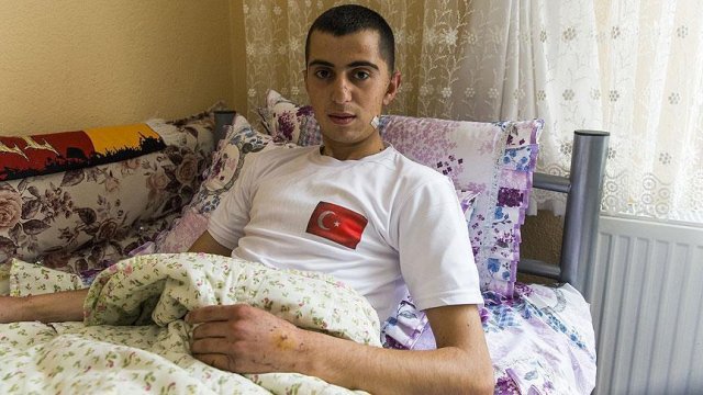 'Bir ölür bin diriliriz'
