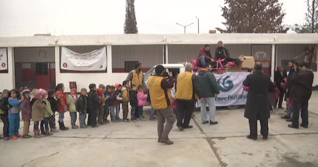 "Yunus Emre felsefesi" Suriyeli çocuklara ulaştı