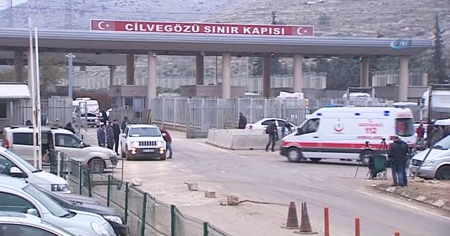 48 TIR'lık yardım konvoyu Cilvegözü'nden geçti