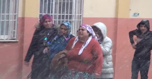 Araç içerisinde sızan LPG gazından zehirlendi