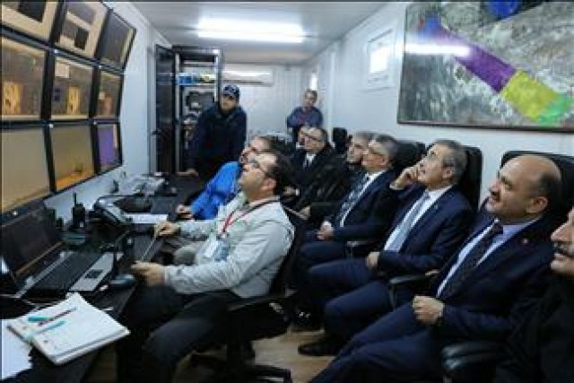 Bakan Işık, yerli füze Hisar'ın testini izledi