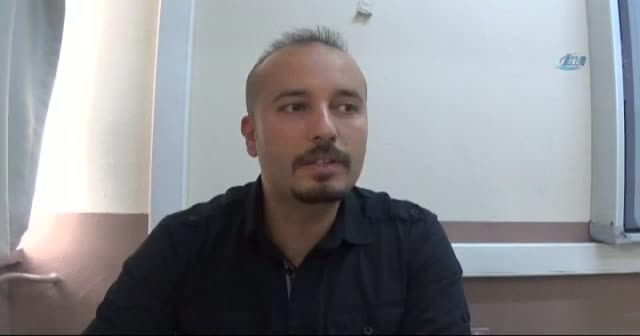 Çocukluk hayalini şimdi öğrencileriyle gerçekleştiriyor
