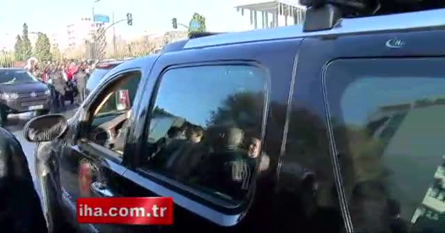 Cumhurbaşkanı Erdoğan yaralıları ziyaret etti