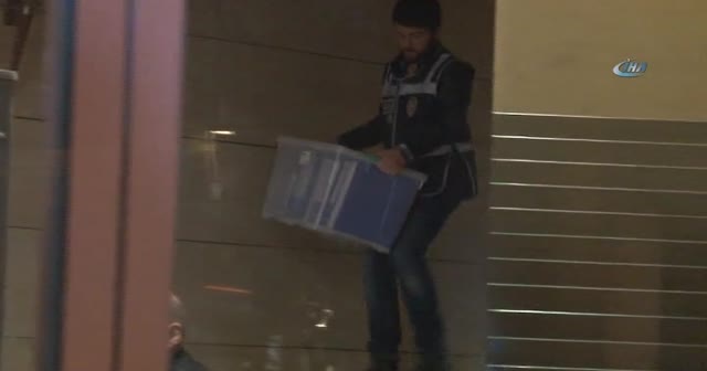 Darbe girişimi sonrası Türkiye'de ilk FETÖ davası İzmir'de başladı