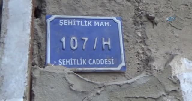 Diyarbakır'da şehitler mezarlığına EYP atıldı