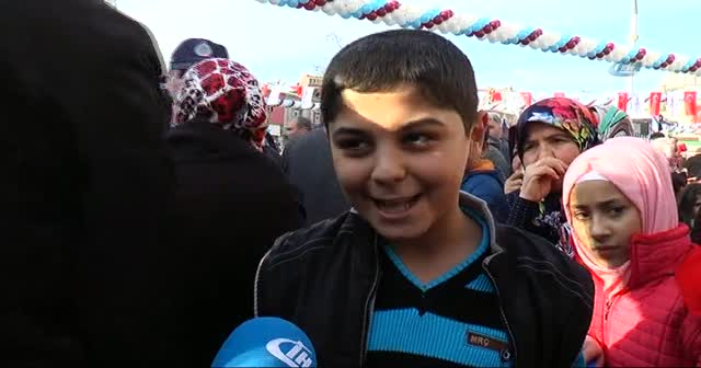 Esenler'deki Kestane Festivali renkli görüntüler oluşturdu