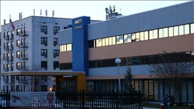 FETÖ'nün New York'taki okul binası satışa çıkarıldı