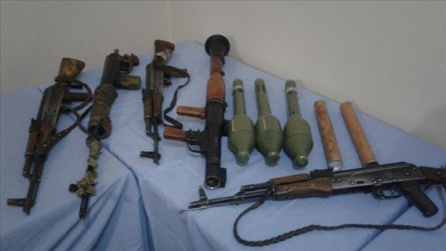 Hakkari'de çok sayıda silah ve mühimmat bulundu