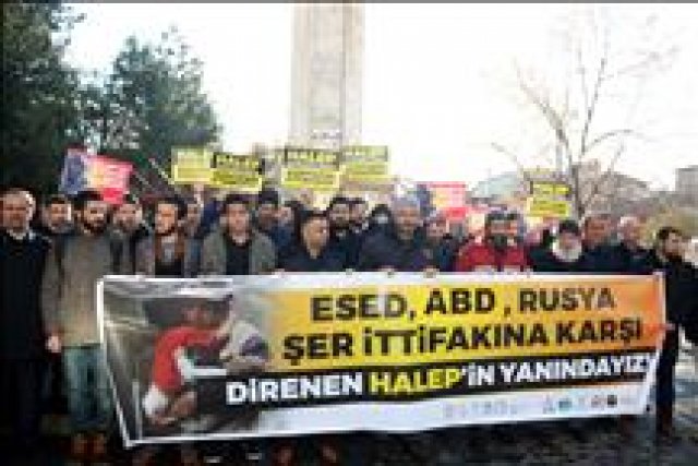 Halep'te sivillere yönelik saldırılar protesto edildi