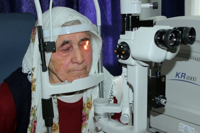 Kornea nakli ile karanlık dünyaları renklendi