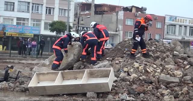 Mersin’deki afet tatbikatı nefes kesti