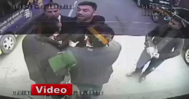 Milli futbolcu Burak Yılmaz otobüs şoförü ile kavga etti