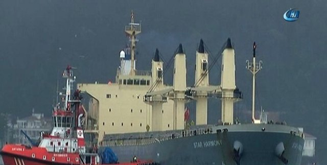 Yeniköy açıklarında karaya oturan gemi kurtarıldı